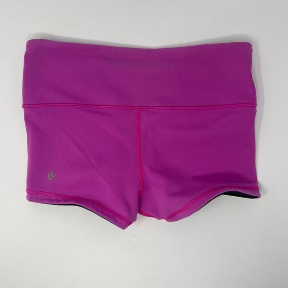 Lululemon Womens Activewear Reversible Shorts Elastic Waist Purple Black Size 4 - Picture 2 of 5